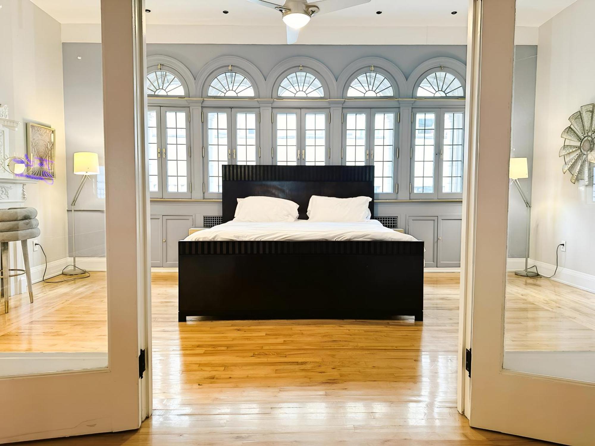 The Historic Lyric Penthouse With Private Rooftop Cincinnati Dış mekan fotoğraf