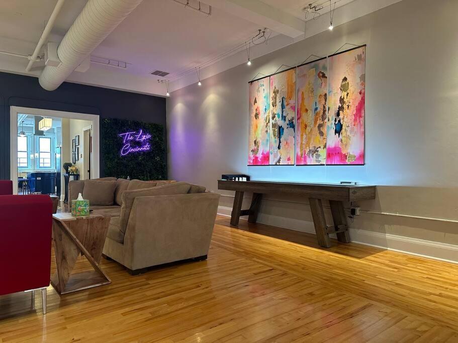 The Historic Lyric Penthouse With Private Rooftop Cincinnati Dış mekan fotoğraf