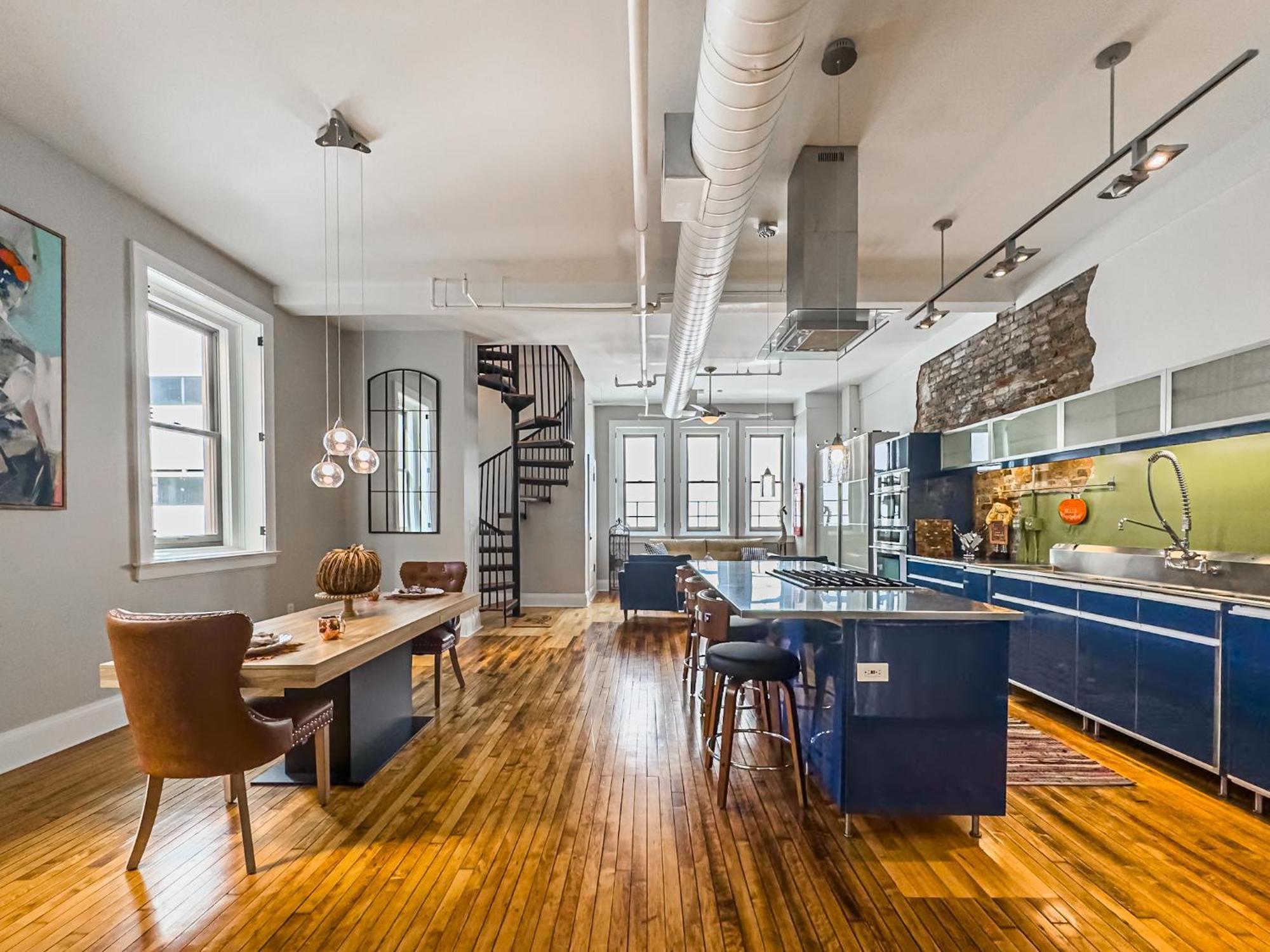 The Historic Lyric Penthouse With Private Rooftop Cincinnati Dış mekan fotoğraf